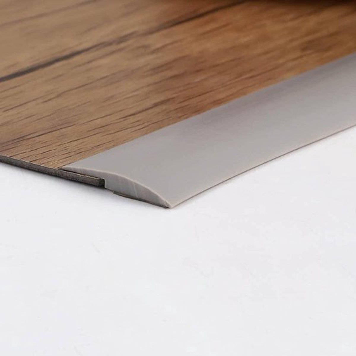 Laminaat Vloerdeur Strip - Zelfklevende Overgang PVC Rubber - Tapijt Trim Grijs - 3mm Drem
