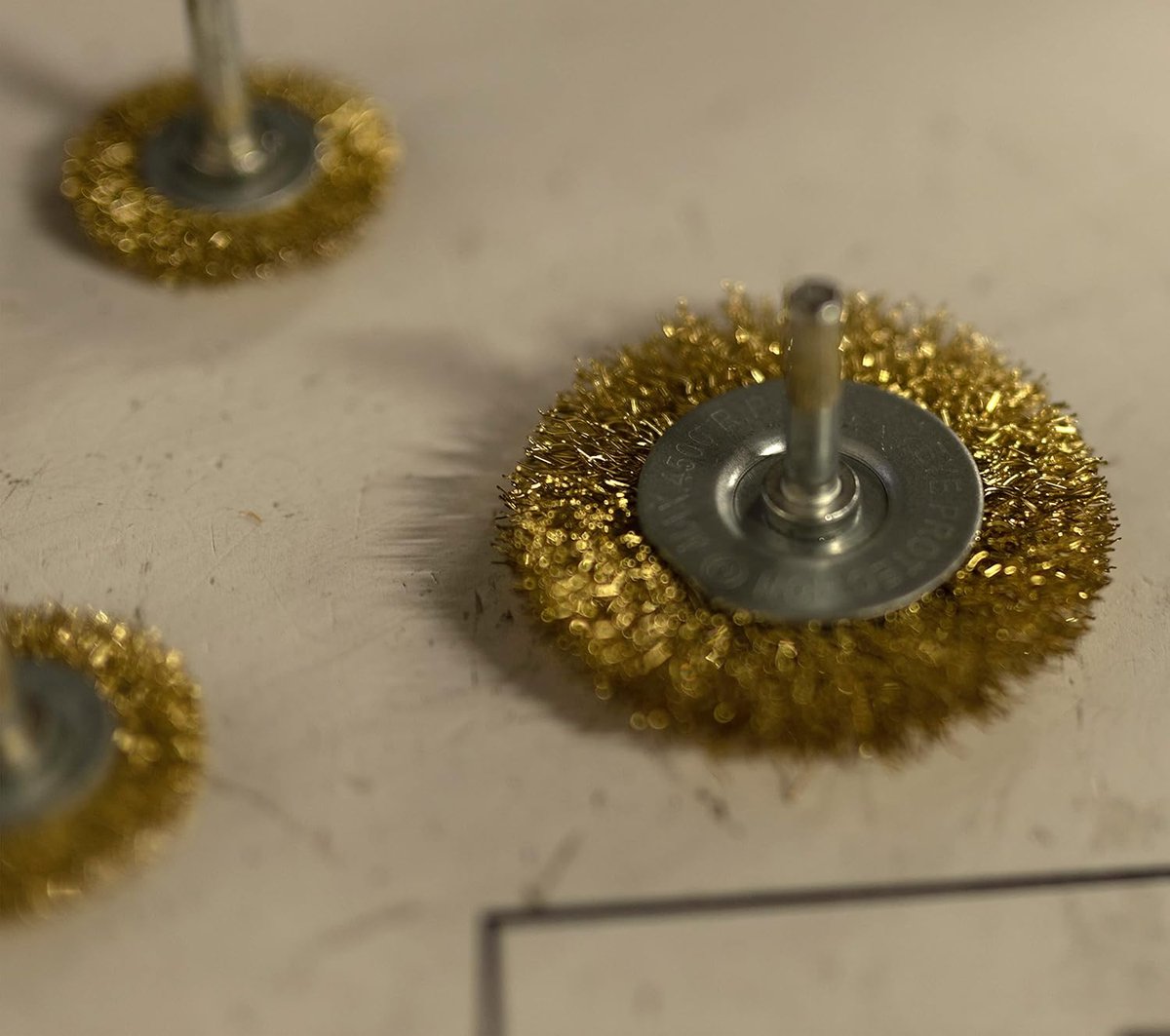 Draadwiel en bekerborstel set - Boormachine borstels - Roest en verf verwijderen - Voor moeilijk bereikbare plekken - 6 stuks