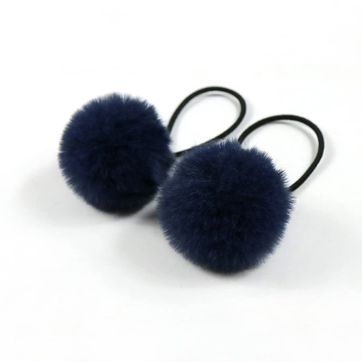 Dailygoods- Haarelastiek Pluche Bal - 3 Stuks - Elastisch - Haarband - Scrunchies - Haarsieraden - Polyester Materiaal - Scrunchie