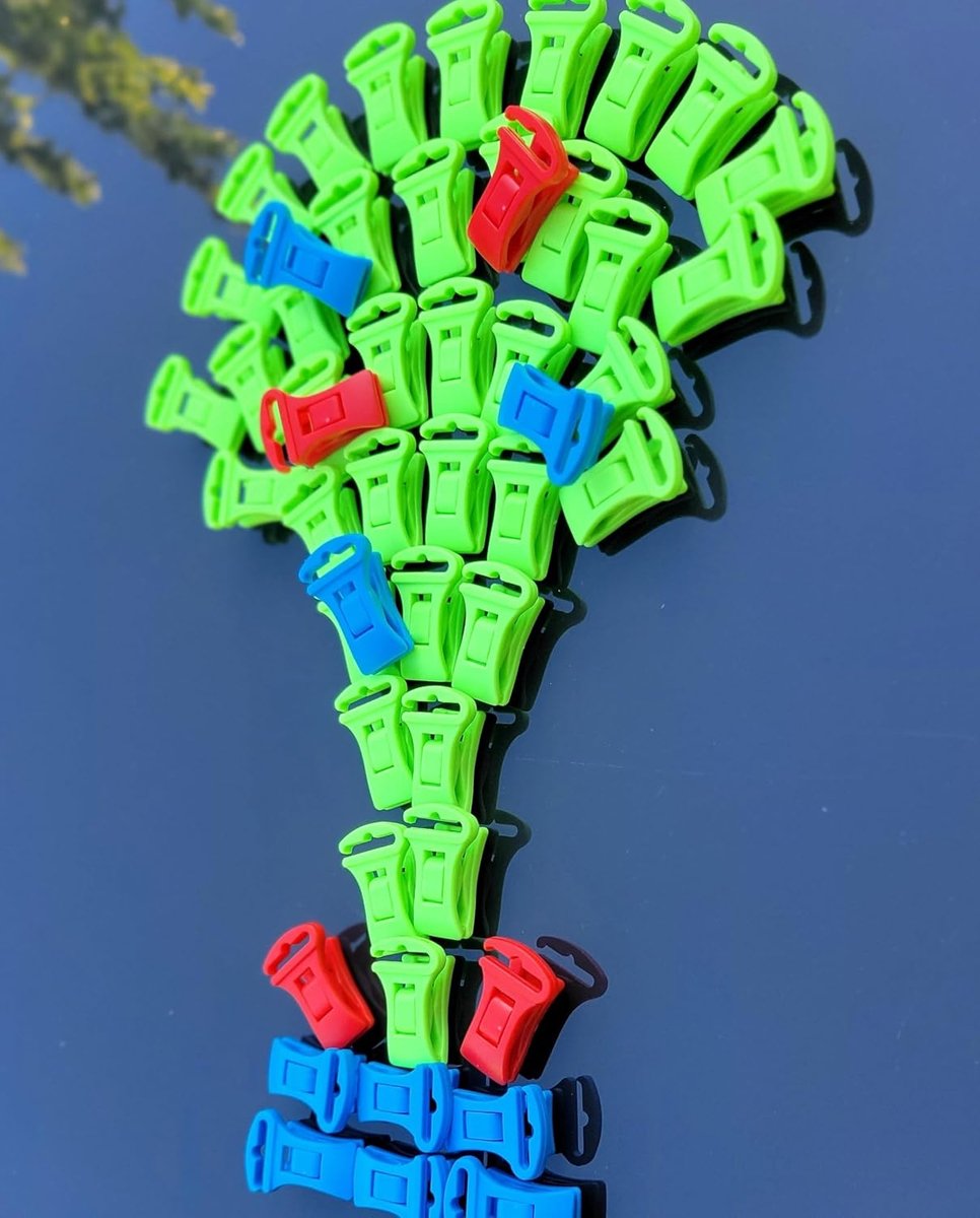 Alcrea 50 Socks Clips, Christmas Stockings, Clothespins for Washing Machine and Dryer, Christmas Colours, with Larger - ShopVlot