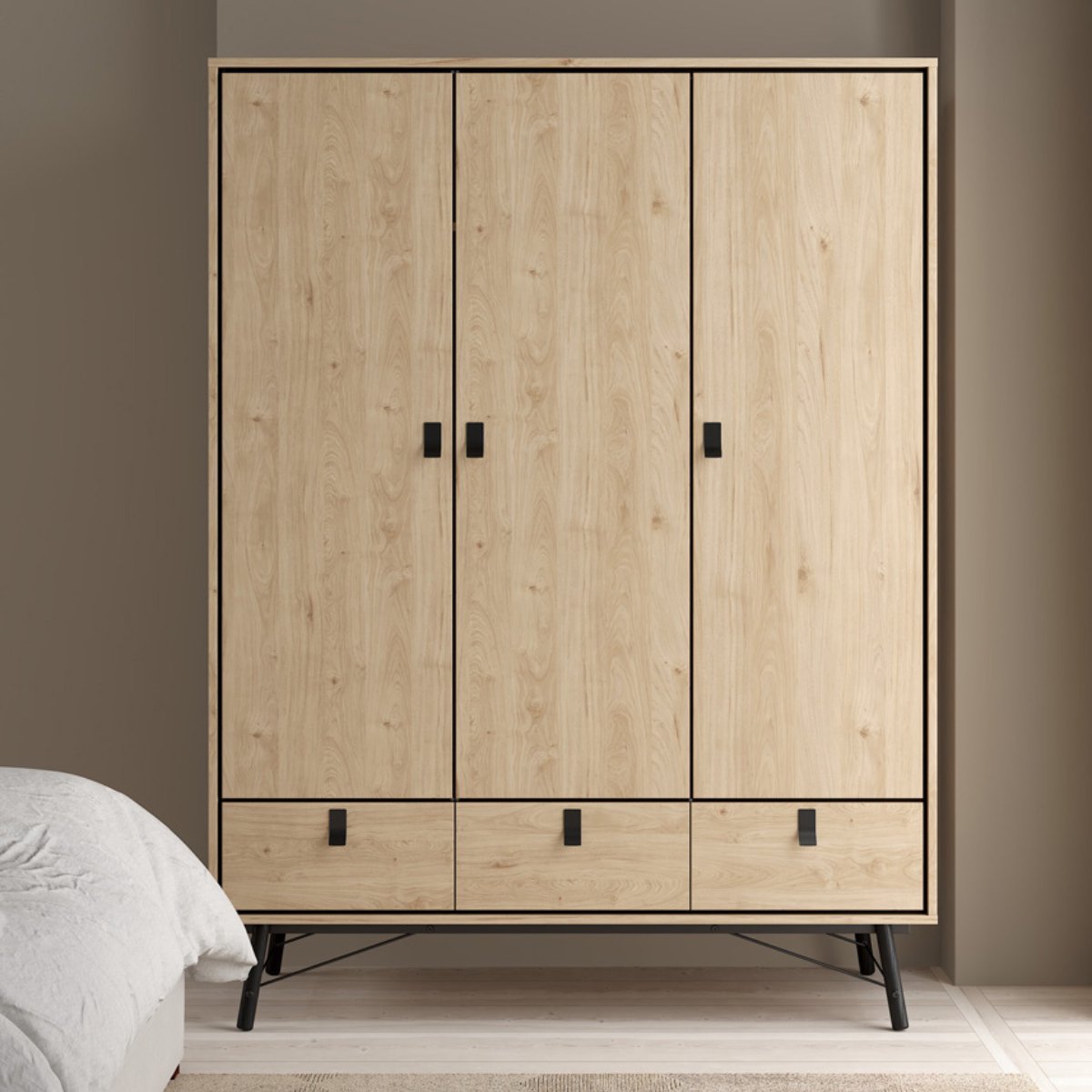 Kledingkast Ry met 3 deuren + 3 lades Hickory - Giga Living