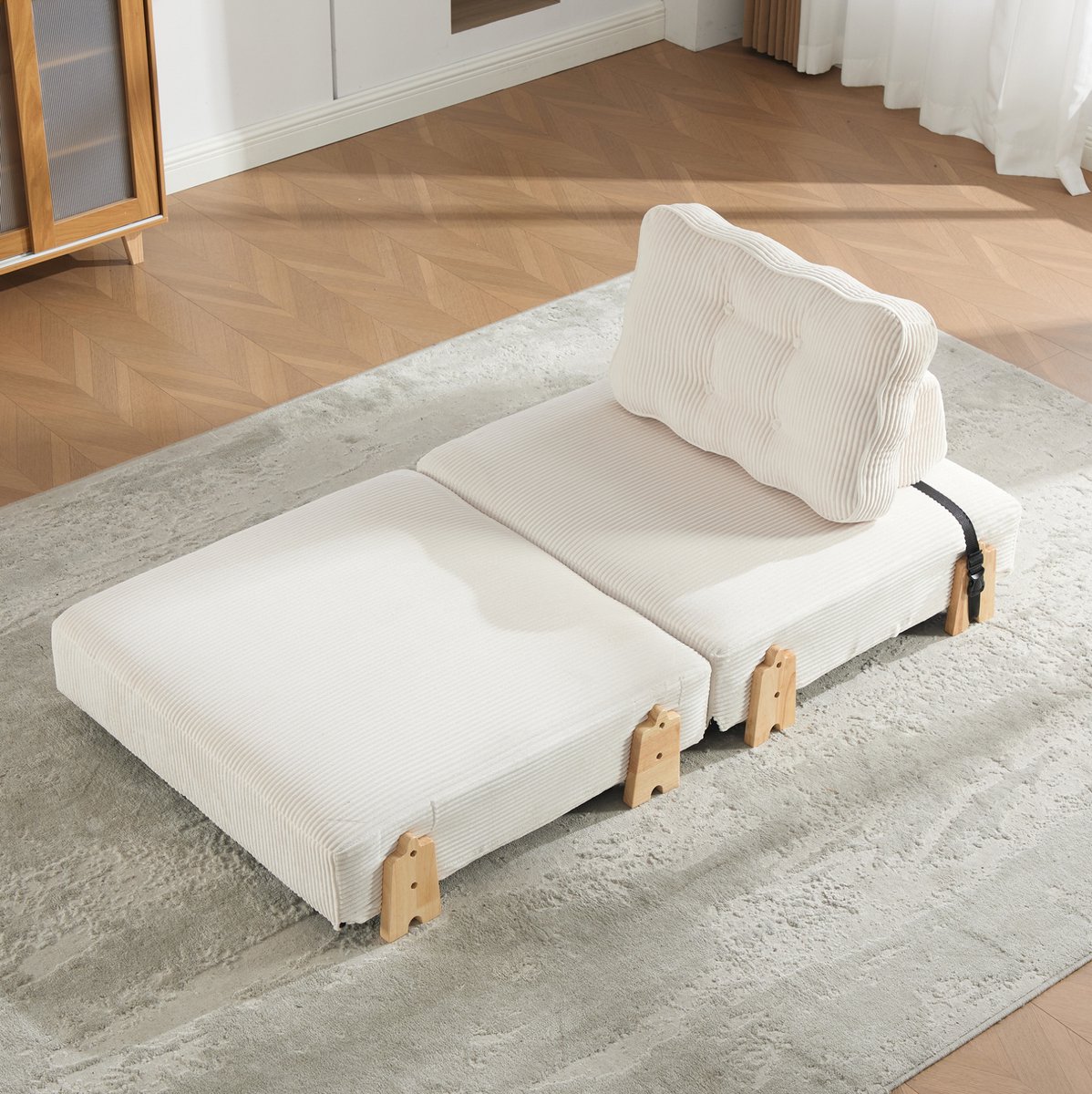 OKWISH Fauteuil Opvouwbaar 1 Zits Slaapfauteuil Met Corduroy Bekleding Houten Poten Scandinavische Stijl Beige