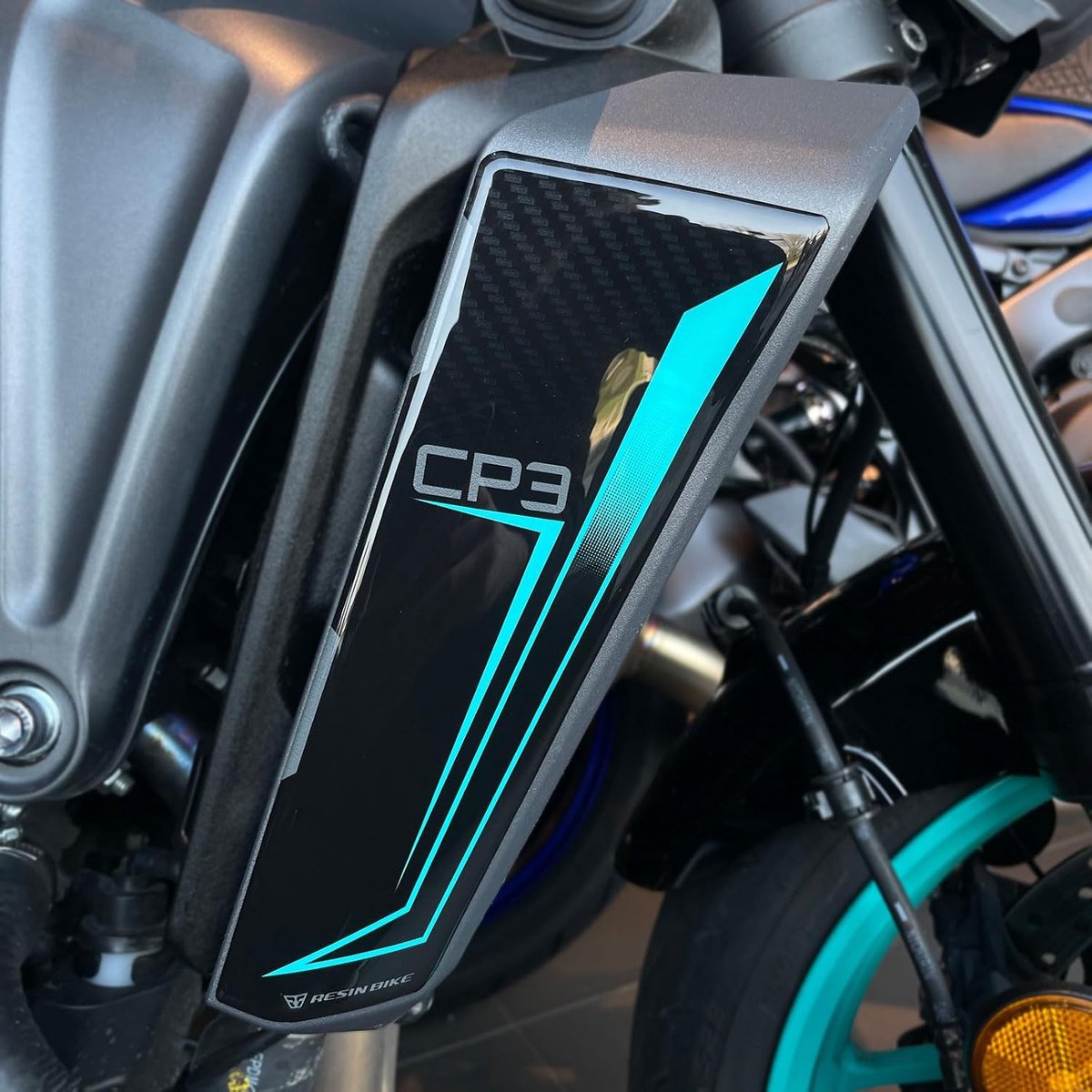 3D stickers voor Yamaha MT 09 2024-2025 - cyan resin - bescherming tegen krassen - unieke uitstraling - ShopVlot