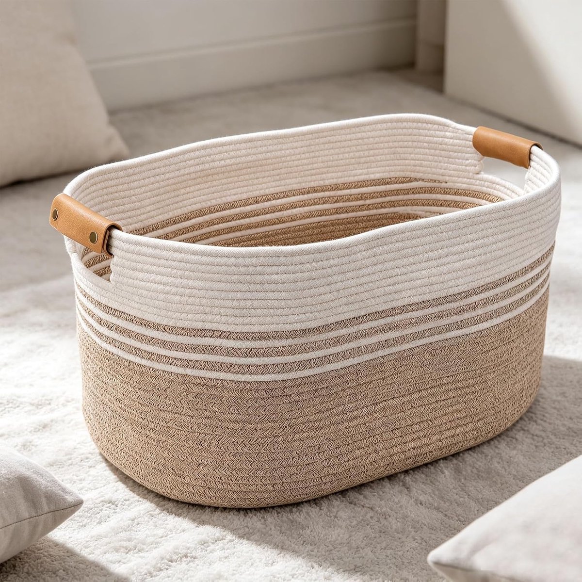 Wasmand, 60 l, grote opbergmand van katoenen touw, wasmand met lederen handgrepen voor deken, kleding, speelgoed, wasmand voor kinderkamer, woonkamer, 53 x 38 x 29 cm, wit en bruin