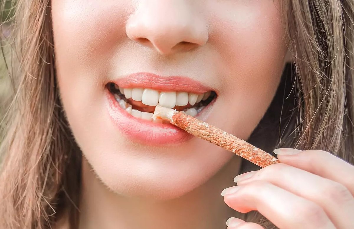 SnelShoppen - Miswak Tandenborstel 10 Stuks – Natuurlijke Siwak Houten Tandenborstel voor Witte Tanden – Veganistisch en Milieuvriendelijk – Zachte Mo