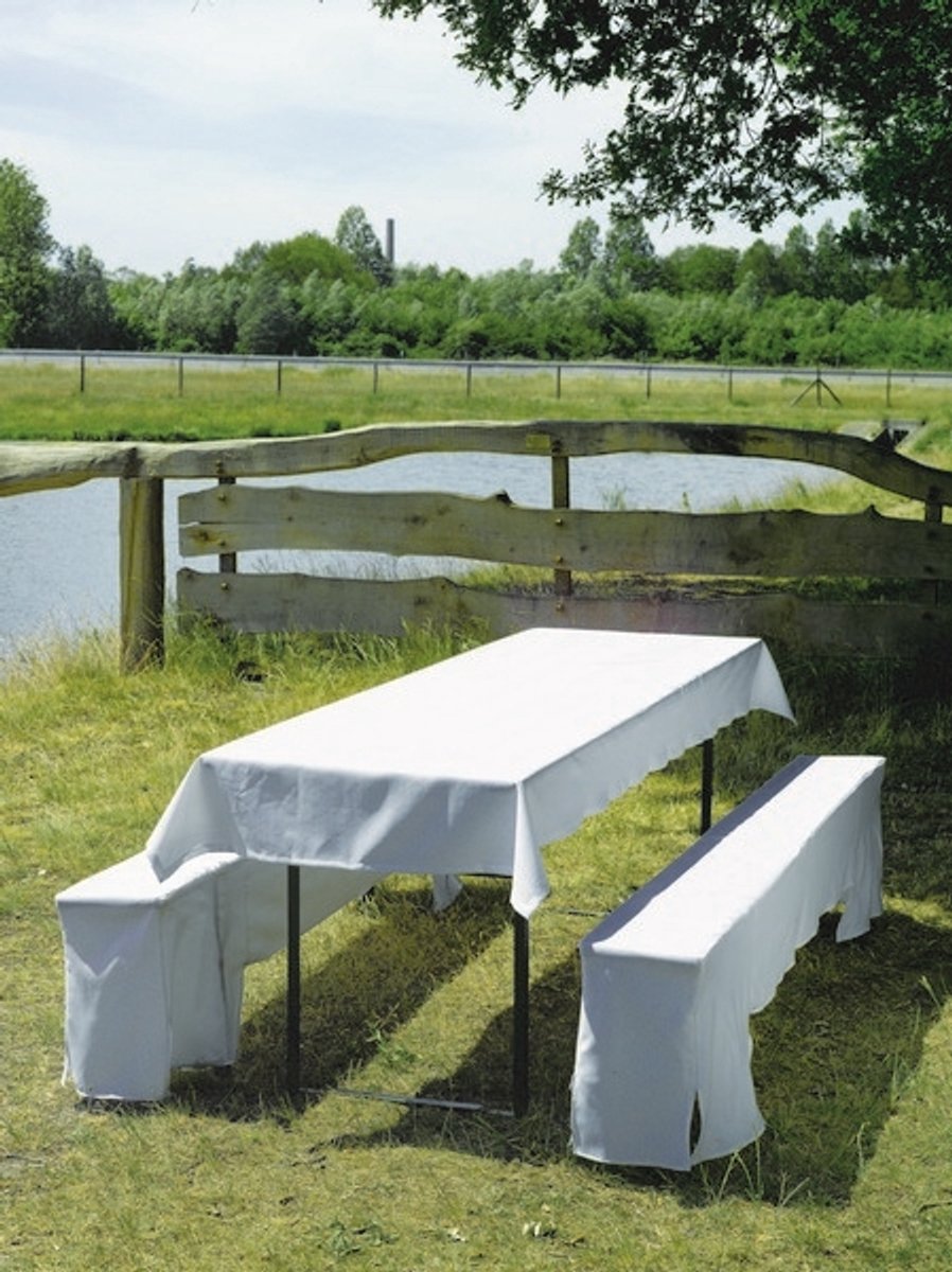 Bier tafelset textiel wit 300 1st 100x260cm/ 2st 220x25x45cm