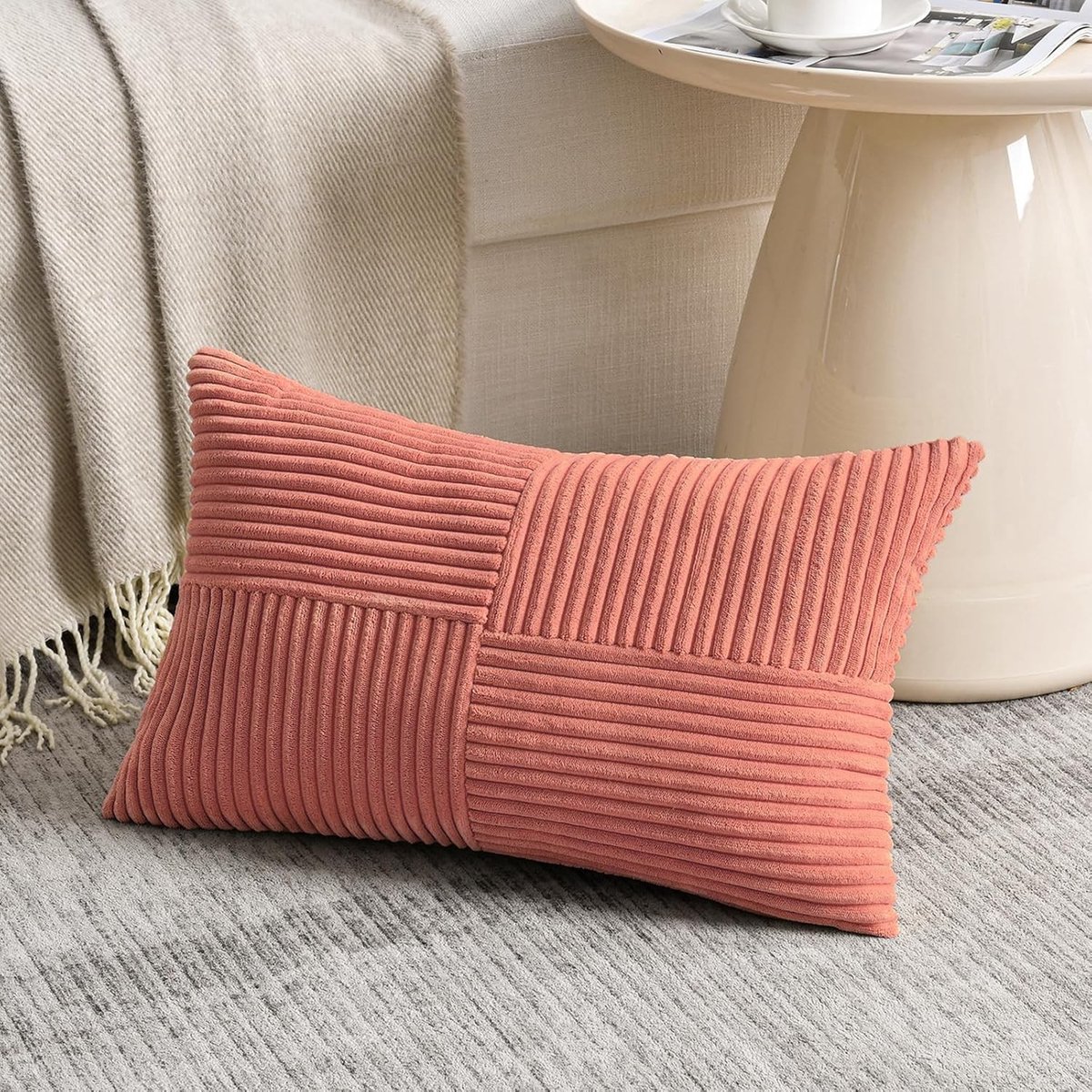 Moderne Kussenhoezen in Koraalrood 30x60cm van Corduroy Velvet met Verborgen Rits voor Sofa en Slaapkamer, Zachte Decoratieve Kussens met Kruispatroon