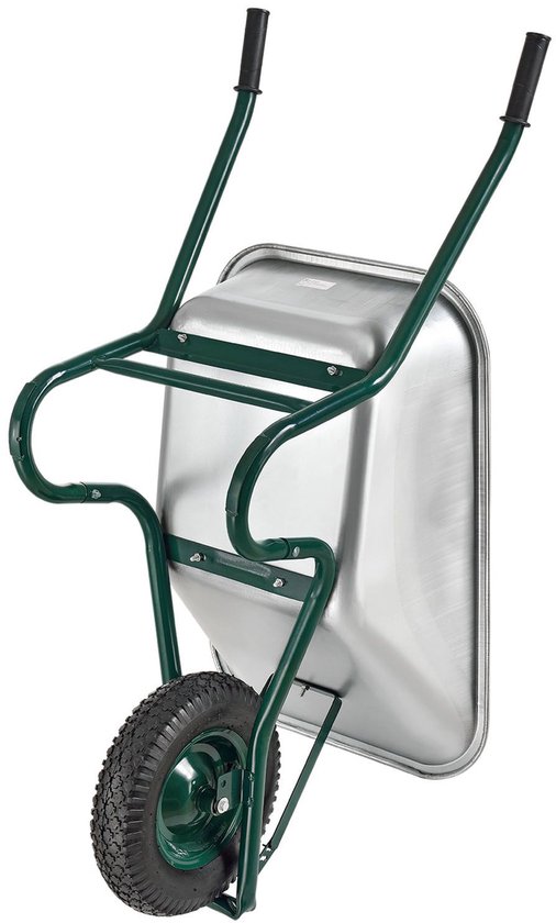 Groene kruiwagen met zilverkleurige bak en zwart wiel, van voren gezien.