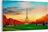 Schilderij - Uitzicht op de Eiffeltoren in Parijs — 100x70 cm