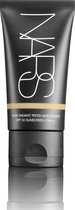 Nars Pure Radiant Tinted Moisturizer SPF30