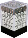 Afbeelding van het spelletje Chessex Opaque Dark Grey/copper D6 12mm Dobbelsteen Set (36 stuks)