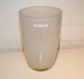 Henry Dean - Vaas - Decoratie vaas - Glas - Mond geblazen glas – Rond - Wit - Melkwit -