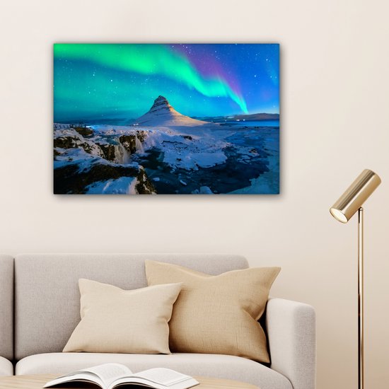 Aurores boréales au-dessus de la montagne Kirkjufell en Islande toile 2cm 90x60 cm - Tirage photo sur toile (Décoration murale salon / chambre) / Phénomènes naturels Peintures sur toile