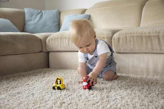 Sophie de giraf Speelgoedauto - Speelgoed autos - Baby speelgoed - Race auto & Taxi - Vanaf 10 maanden - 6.8x6.8x4.5 cm - Rood/Geel - Set van 2 - Sophie de Giraf