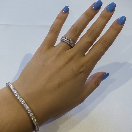 Starlette - Ring d'éternité moissanite en argent