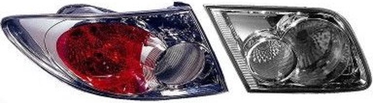 Achterlichtglas buiten l Mazda 6 Hatchback (gg). Model: 2002-08 - 2008-12