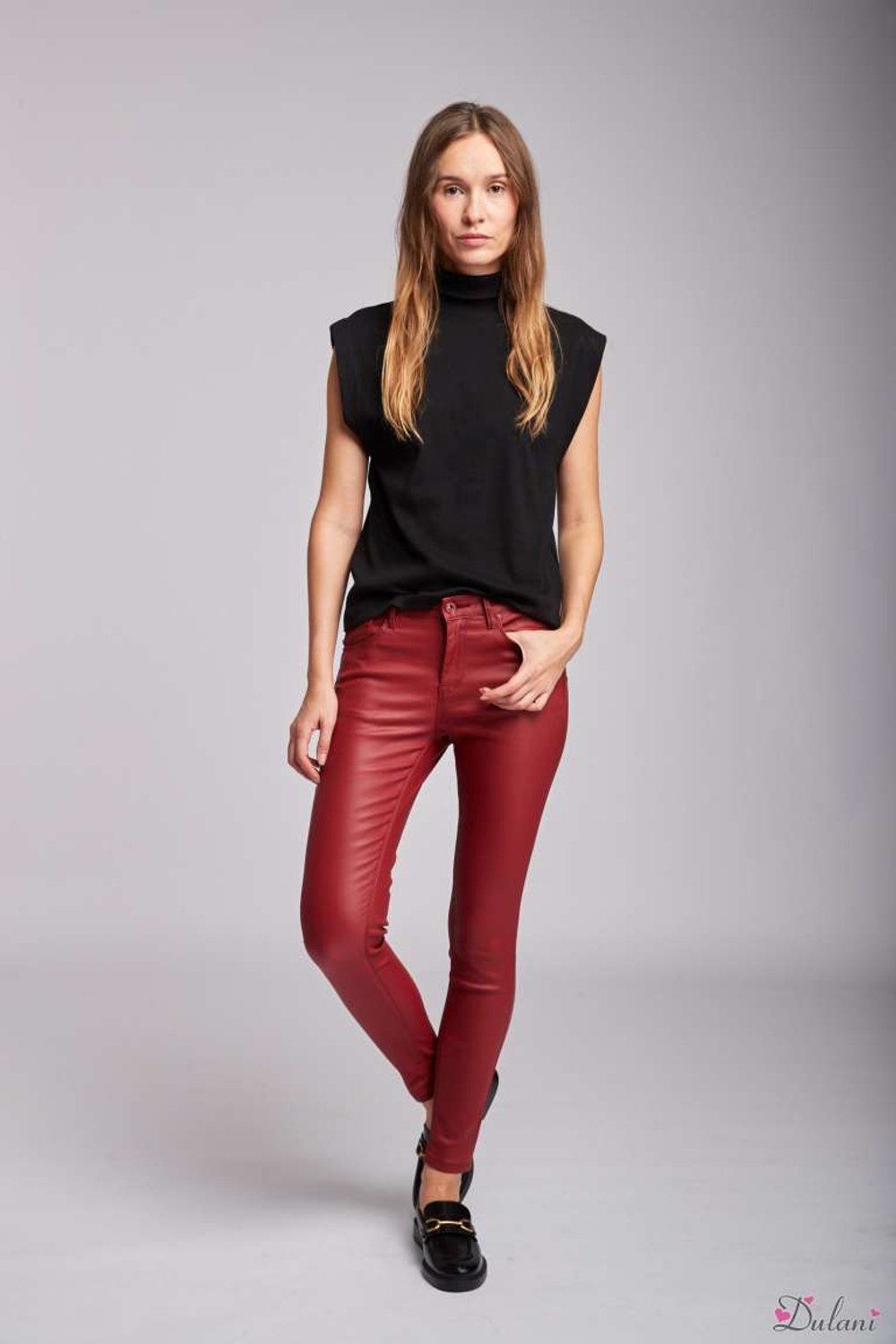Broek Toxik3 lederlook met normale taille push-up slim fit rood