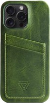 Wachikopa Full Wrap C.C. Backcover met 2 pashouders iPhone 15 Pro Max hoesje - Forest Green