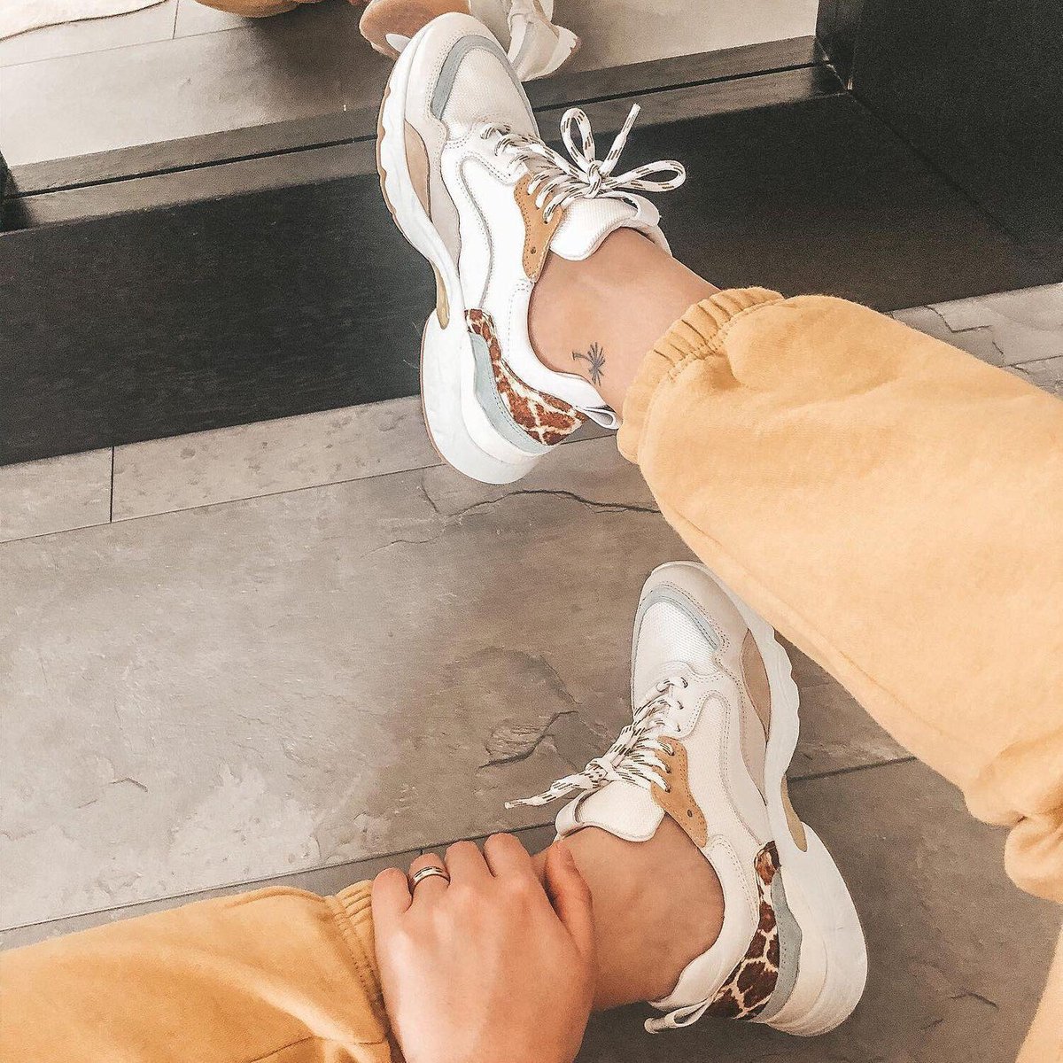 Via Vai Dames Lage sneakers Zaira Fae Wit Maat 42 bol