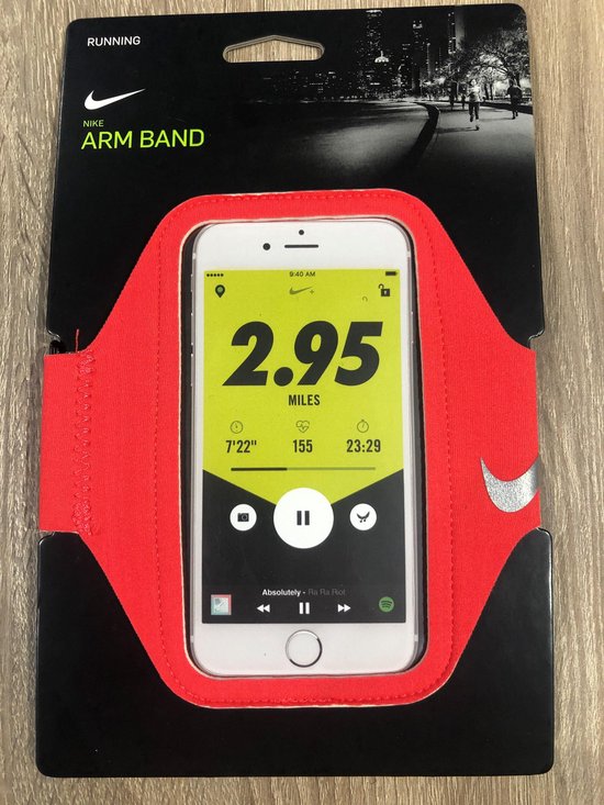 nike universal armband