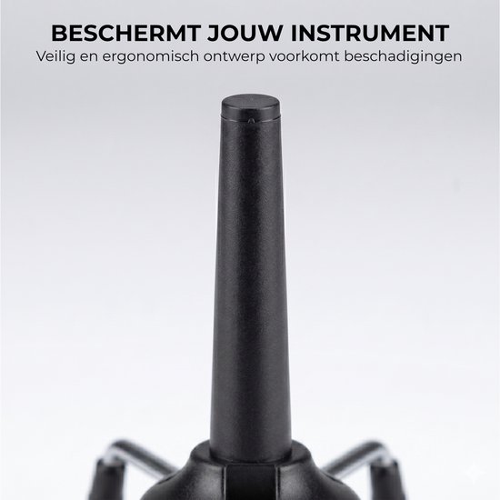 Zwarte, taps toelopende houder van een instrumentenstandaard.