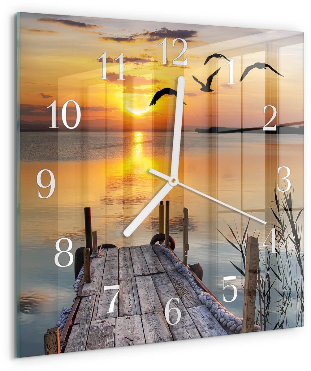 Tulup Wandklok - Mostowe-meer Gekleurde Glazen Klok - 30x30 cm - Oranje Glazen Klok Met Print - Witte Handen - Vierkante Wandklok - Wandklok Glas Met Motief - Decoratieve Glazen Klok