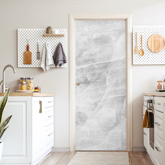 Deurposter 80x205 cm - Deursticker Marmer - Steen - Wit - Luxe - Marmerlook - Meubelfolie zelfklevend - Deurfolie woonkamer - Interieurfolie fotobehang - Deur plakfolie - Deurstickers - Deurbehang sticker - Kamer decoratie