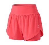 Koraalrode sportshort met hoge taille en ingebouwde onderbroek, met reflecterende stipjes op de zijkant.