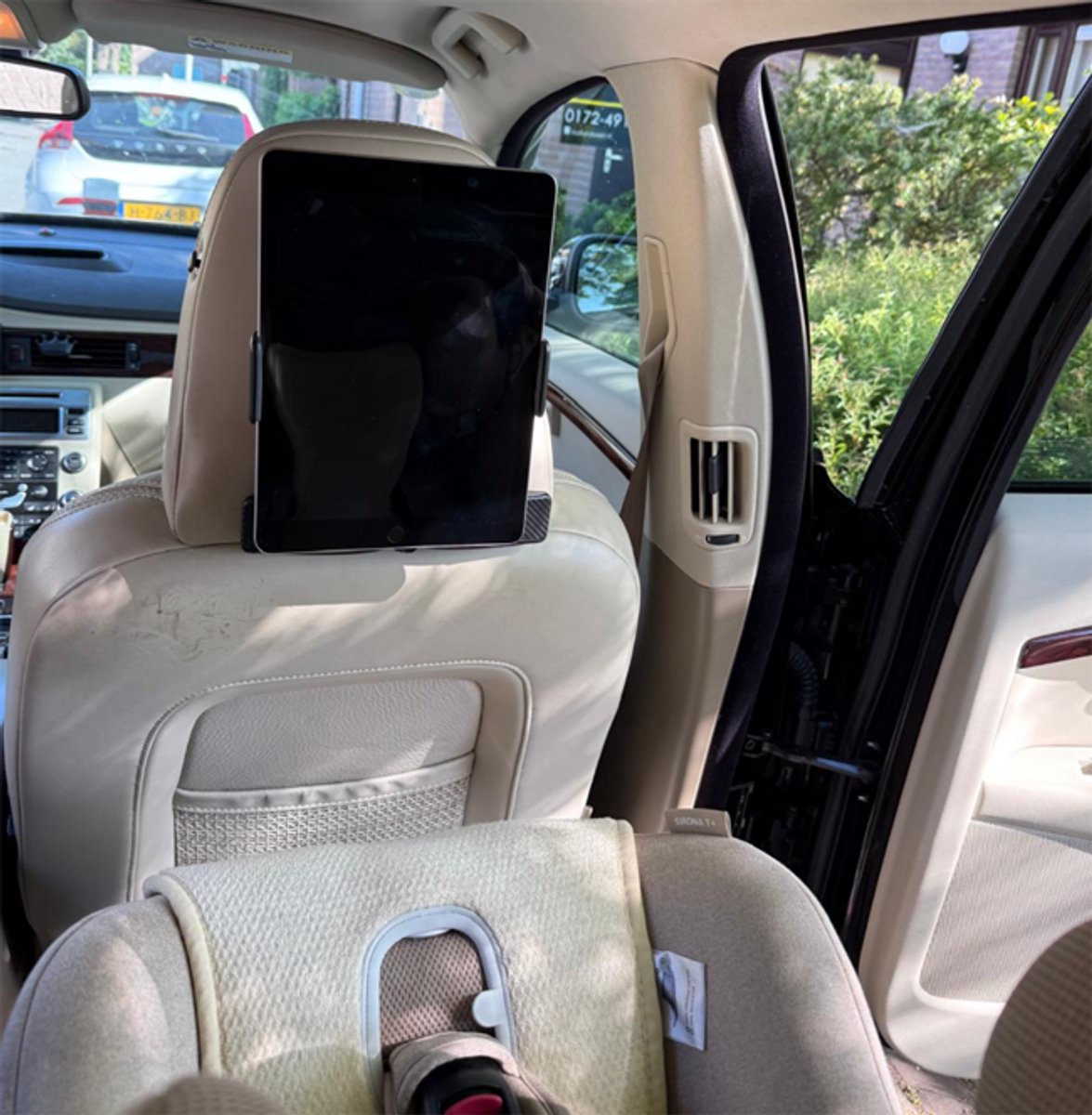 Telefoon & Tablet Houder voor Alle Volvo Modellen vanaf 2008 – Geschikt voor Geïntegreerde Hoofdsteunen – iPad Smartphone Houder Auto Achterbank tot 12 Inch