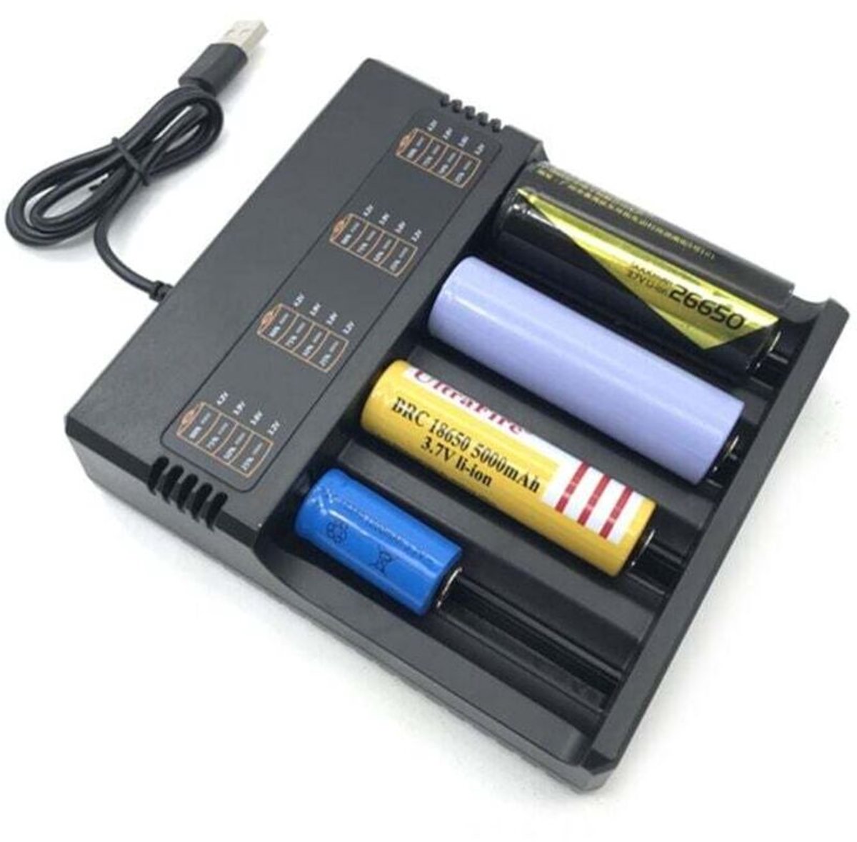 Slimme oplader voor 18650 quad-slot lithiumbatterijen, geschikt voor USB smart charging.