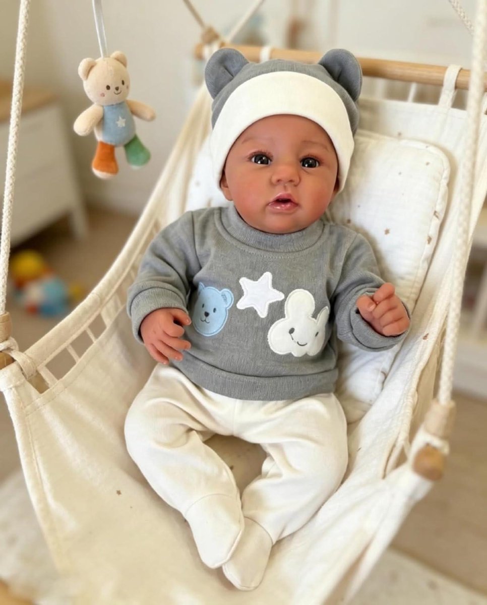 Reborn Baby Pop - Levensechte pop - Kinderspel - Handgeschilderd haar - 43 cm - Donkerbruin