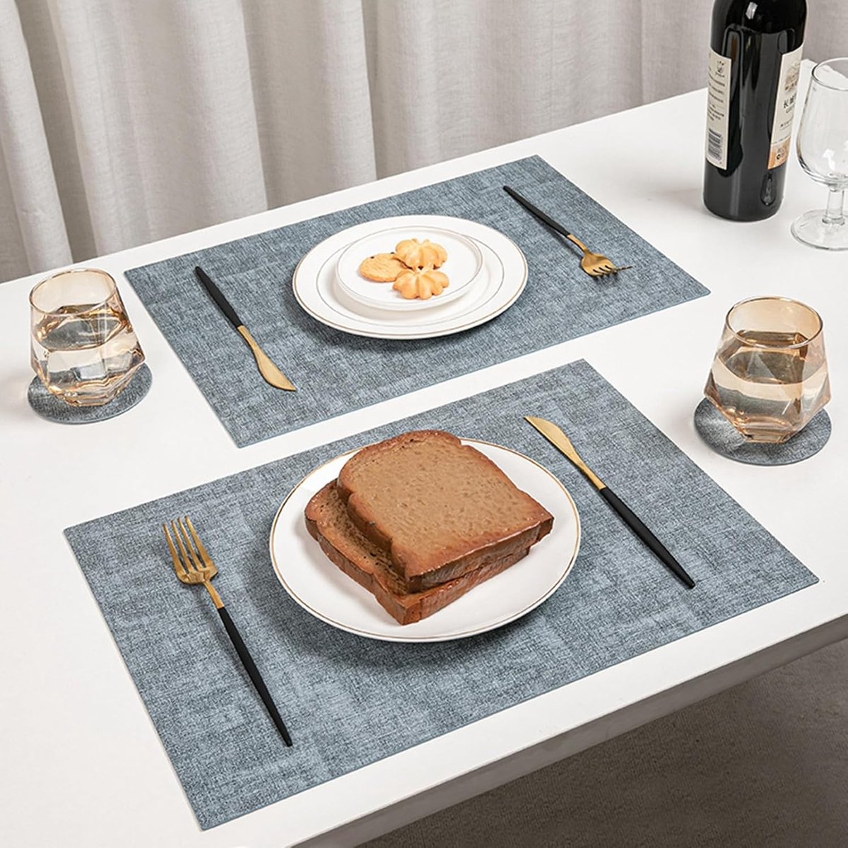 Placemat set - Tafelonderlegger - Tafel beschermen - Afwasbaar leer - 30 x 43 cm - Grijs blauw
