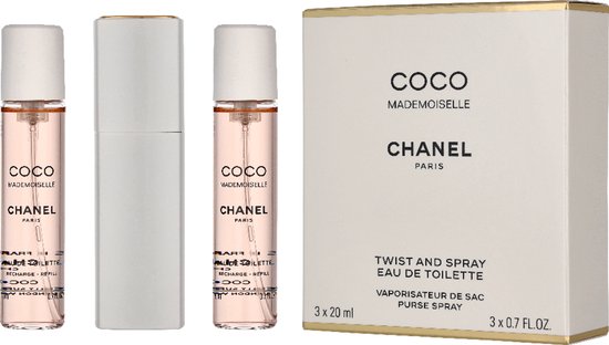 Chanel Coco Mademoiselle Eau de Toilette Twist and Spray set met drie flacons en een zilverkleurige verstuiver.