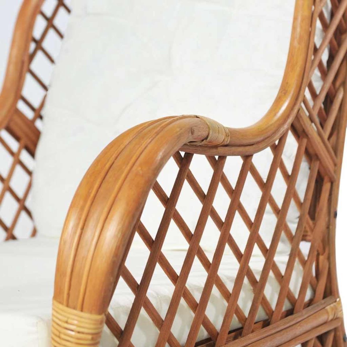 Natura Rattan Luxe Lounge Fauteuil met Linnen Kussen – Lichtbruin