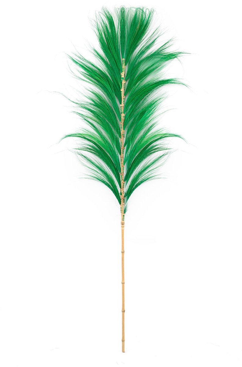 The Stunning Leaf - Emerald Green