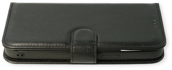 Zwarte Casemania portemonnee telefoonhoes, van voren gezien, gesloten.