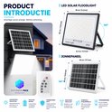 Productintroductie 100W LED zonneschijnwerper. Afmetingen: 36x30x8.3cm. Zonnepaneel: 45x35cm. Waterdicht IP67.