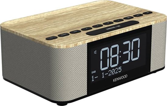 Compacte DAB+ wekkerradio met houtlook bovenblad, grijze stof aan zijkanten en een digitaal display.