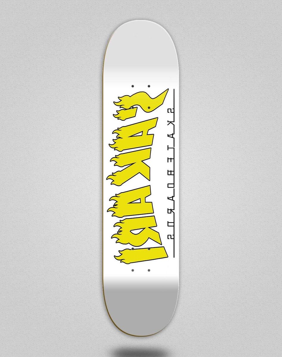 Skateboard Deck Plank Street Skating Vlammen Design 8.25 inch