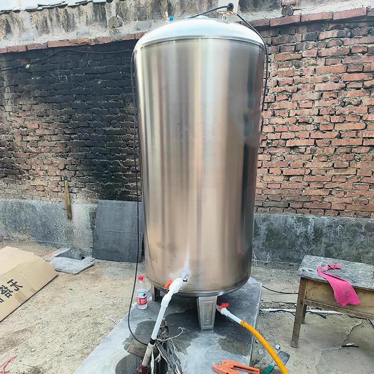 Drukvat Pompput - Druktank Booster - Waterdruk Verhogen - Automatisch Watersysteem - 60 Liter - Zwart