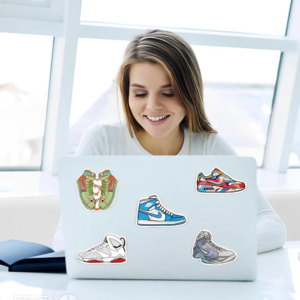 100 Stuks Graffiti Stickers - Waterdichte Vinyl Stickers voor Kinderen en Tieners, Perfect voor Waterflessen, Laptops, Scrapbooks en Skateboards
