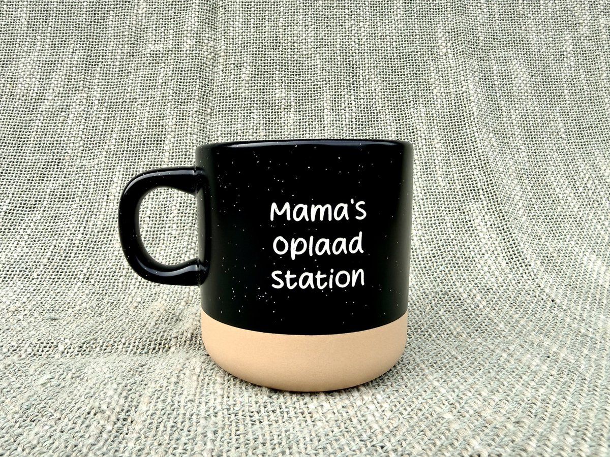Mama's oplaadstation - Moederdag mok - Cadeau voor mama - Kado - Verjaardag - Moederdag cadeautje - Valentijn - Moeder cadeau - Mama cadeau - Moederdag cadeau voor mama - Koffiemok - Mokken set - Mokken - Koffiebeker - Theeglazen - Thee cadeau