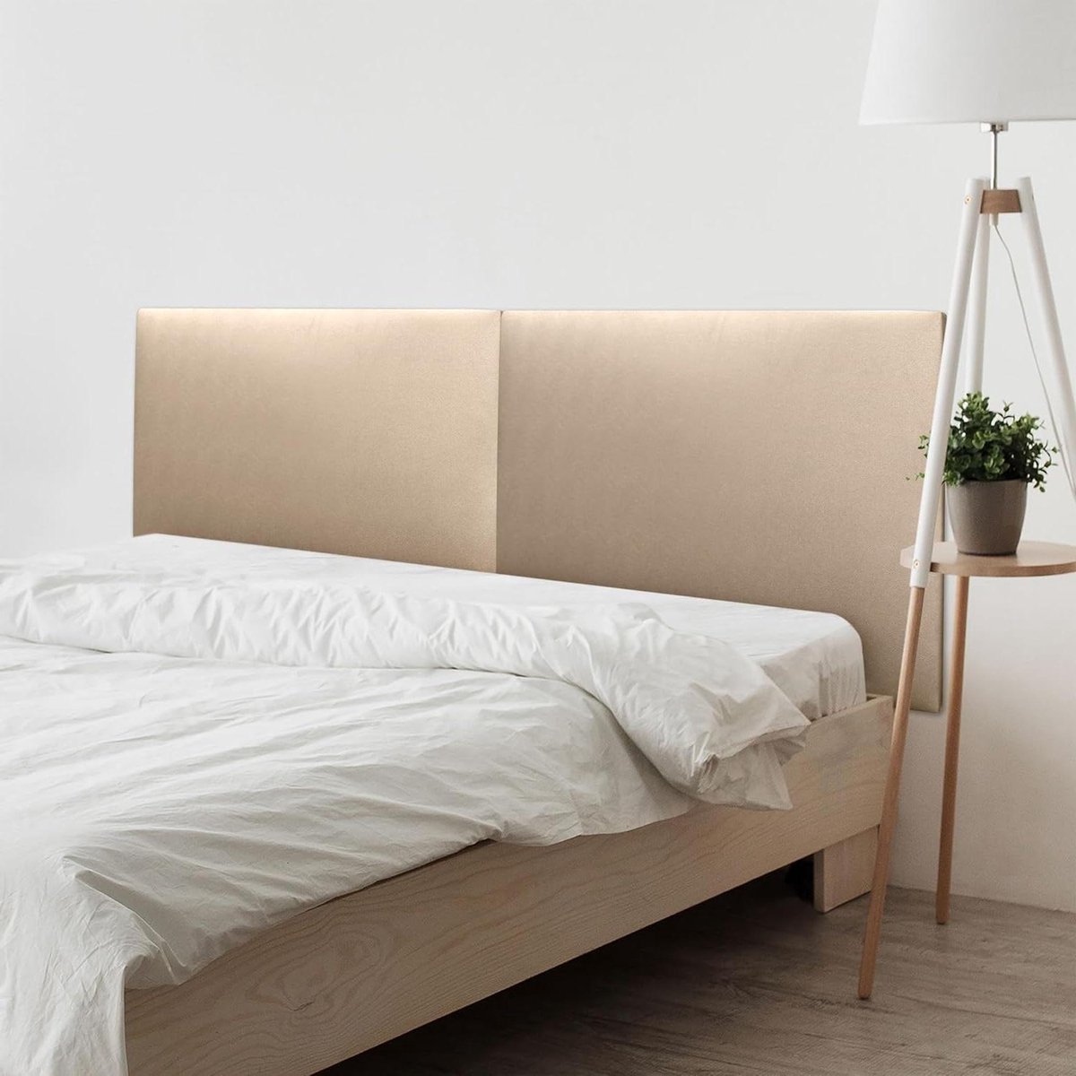 Hoofdbord Gestoffeerd - Bed Hoofdbord - Bed Opknappen - Vlekwerend Kunstleer - 200 x 70 cm - Champagne