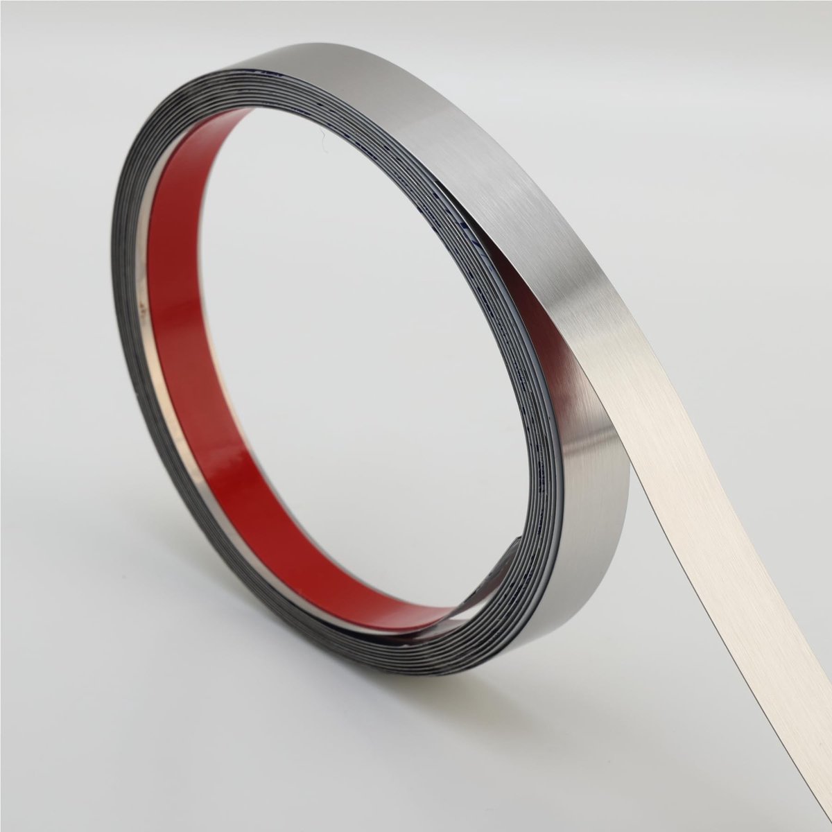 Cosensi- Wandafwerking RVS - Flexibele Zelfklevende Trim - Voor Spiegelrand - Haard en Magnetron - Makkelijk te Reinigen - 5m x 1cm - Metalen Trim