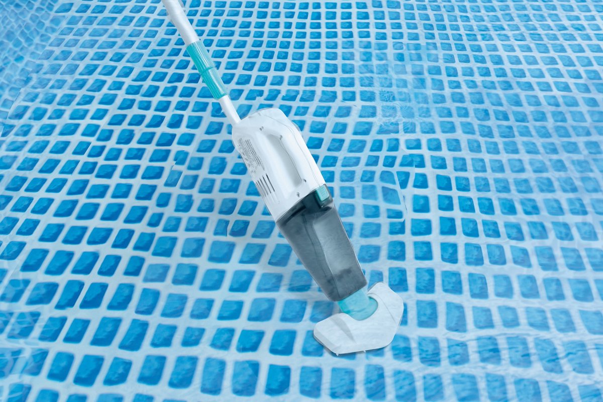 Intex ZR100 Handzaam Oplaadbaar Zwembad en Spa Stofzuiger — afbeelding 7