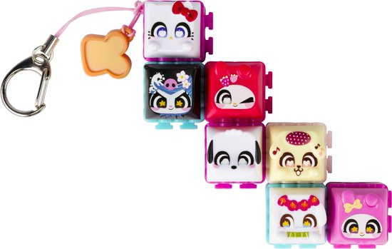 Een set van acht Clickeez speelgoedfiguurtjes met sleutelhanger. Bevat Hello Kitty, Kuromi, Pompompurin en My Melody.