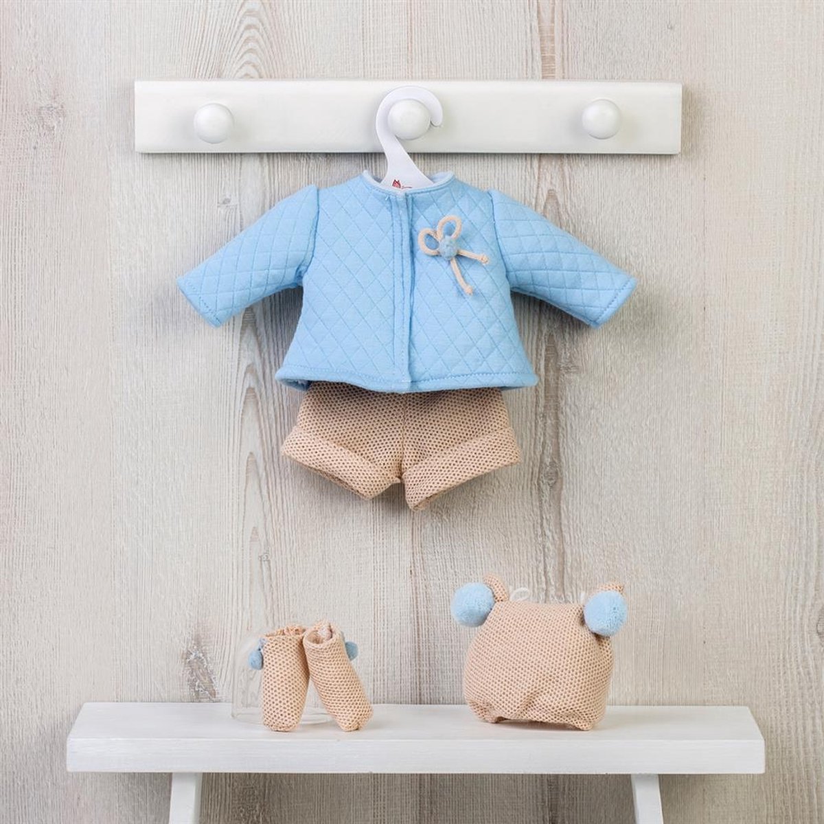 Asi poppenkleding Scandinavisch design blauw/beige set poppenoutfit.