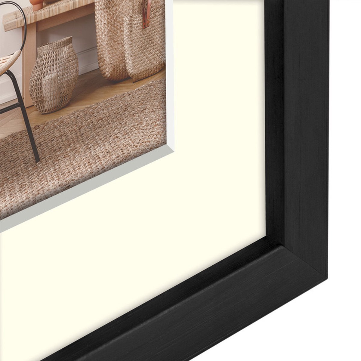 Zep Houten Fotolijst Malmo Zwart met Passepartout voor foto formaat 10x15 / 15x20 - V4568B