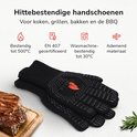 Zwarte, hittebestendige handschoenen met siliconen noppenpatroon en rode vlam, geschikt voor koken en barbecue.