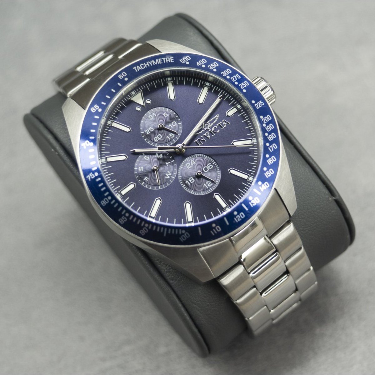 Invicta Aviator 38965 Heren Horloge - Waterdicht - Analoog - Quartz Uurwerk - Roestvrij Staal met blauwe Wijzerplaat - 45mm